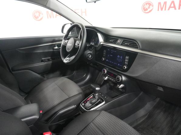 Kia Rio IV Рестайлинг с пробегом 2021 года, цена 2 060 000 рублей, 24293 км, хэтчбек, Автокод Объявления