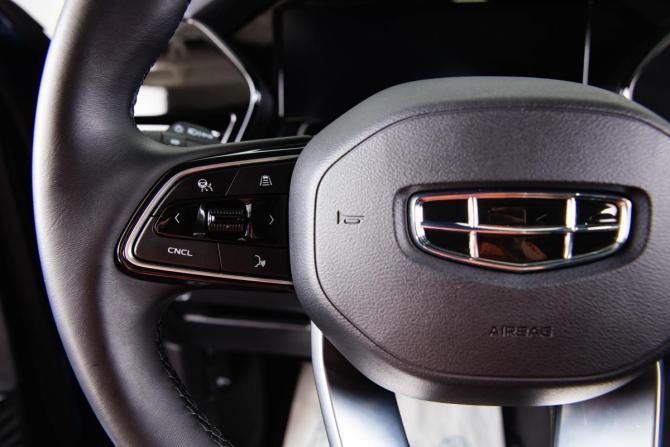 Geely Monjaro I с пробегом 2024 года, цена 4 059 000 рублей, 29800 км, внедорожник, Автокод Объявления