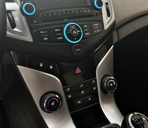 Chevrolet Cruze I Рестайлинг с пробегом 2013 года, цена 650 000 рублей, 155570 км, хэтчбек, Автокод Объявления