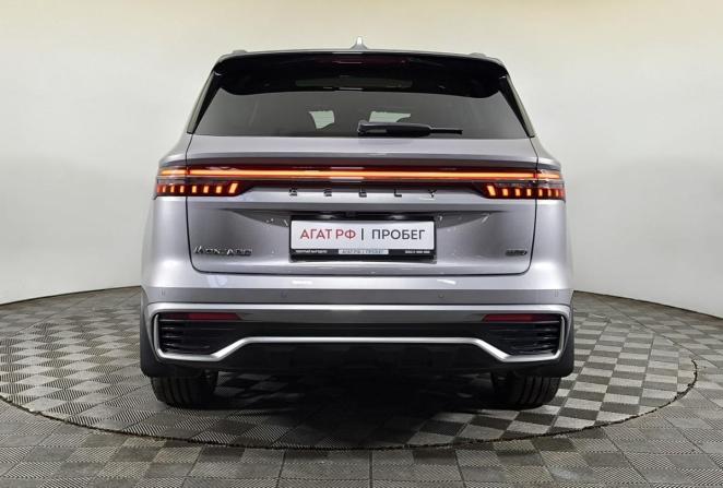 Geely Monjaro I Рестайлинг с пробегом 2025 года, цена 4 100 000 рублей, 3801 км, внедорожник, Автокод Объявления