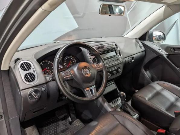 Volkswagen Tiguan I Рестайлинг с пробегом 2011 года, цена 1 325 000 рублей, 116828 км, внедорожник, Автокод Объявления
