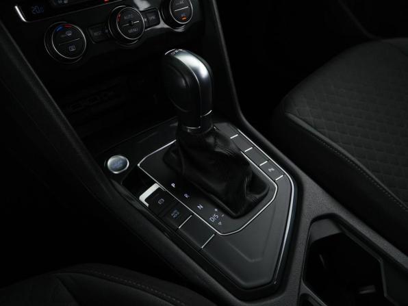Volkswagen Tiguan II с пробегом 2019 года, цена 2 349 077 рублей, 96734 км, внедорожник, Автокод Объявления