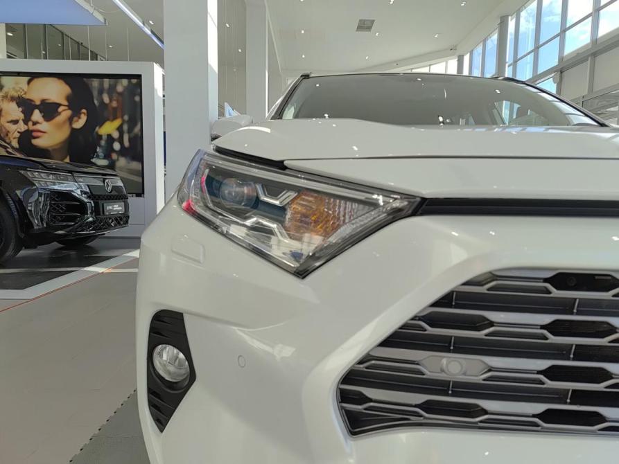 Toyota RAV4 V (XA50) Казань  - изображение 21