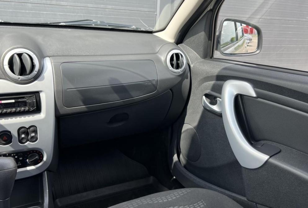 Renault Sandero I Красноярск  - изображение 17