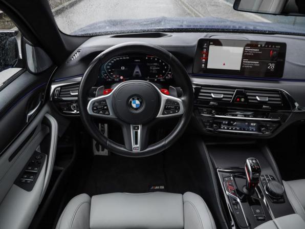 BMW M5 VI (F90) Рестайлинг с пробегом 2022 года, цена 11 990 000 рублей, 45818 км, седан, Автокод Объявления