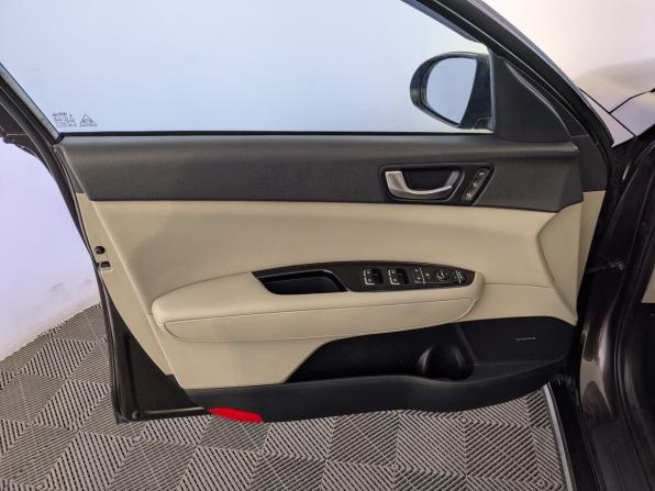 Kia Optima IV с пробегом 2017 года, цена 1 845 000 рублей, 130073 км, седан, Автокод Объявления