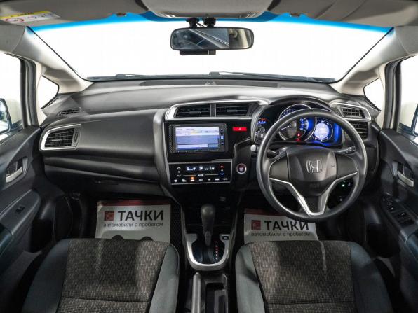 Honda Fit III Рестайлинг с пробегом 2017 года, цена 1 050 000 рублей, 146820 км, хэтчбек, Автокод Объявления