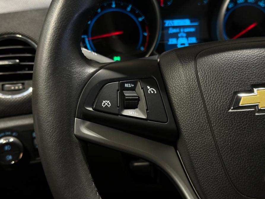 Chevrolet Cruze I Рестайлинг Челябинск  - изображение 17