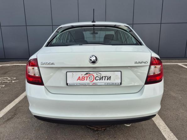 Skoda Rapid I Рестайлинг с пробегом 2019 года, цена 1 320 000 рублей, 95000 км, лифтбек, Автокод Объявления