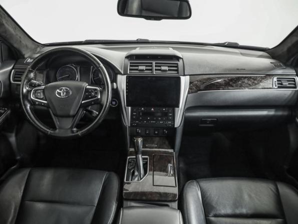 Toyota Camry VII (XV50) Рестайлинг 2 с пробегом 2017 года, цена 1 699 000 рублей, 230519 км, седан, Автокод Объявления
