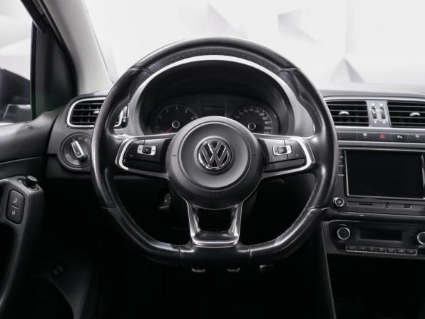 Volkswagen Polo V Рестайлинг с пробегом 2018 года, цена 1 212 000 рублей, 139784 км, седан, Автокод Объявления