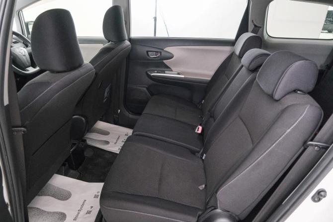 Toyota Wish II с пробегом 2011 года, цена 1 449 000 рублей, 99000 км, минивэн, Автокод Объявления