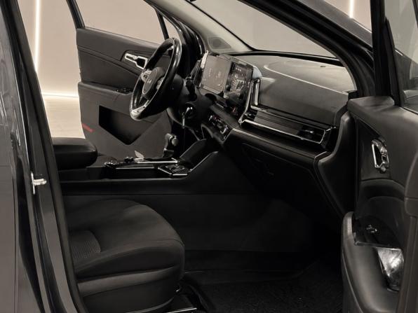 Kia Sportage V с пробегом 2022 года, цена 3 195 000 рублей, 44000 км, внедорожник, Автокод Объявления