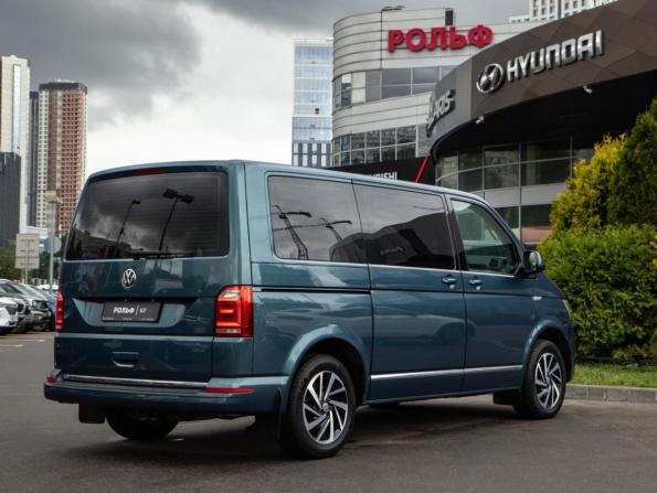 Volkswagen Caravelle T6 с пробегом 2018 года, цена 3 780 000 рублей, 105443 км, минивэн, Автокод Объявления