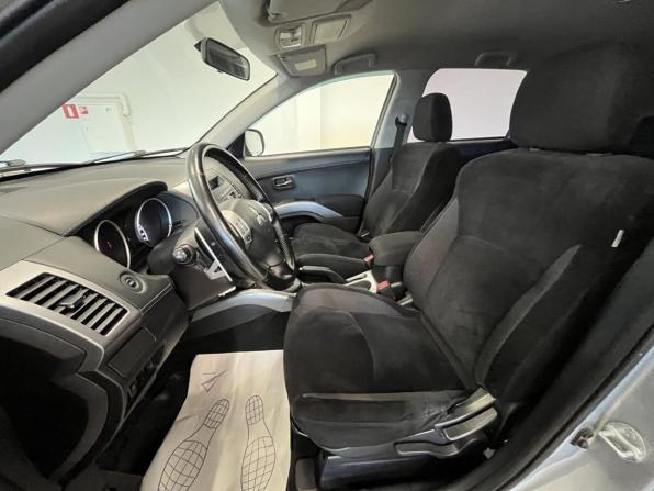 Mitsubishi Outlander II Рестайлинг с пробегом 2010 года, цена 1 067 000 рублей, 167449 км, внедорожник, Автокод Объявления