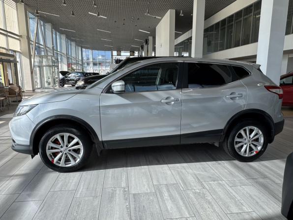 Nissan Qashqai II с пробегом 2017 года, цена 1 350 000 рублей, 144247 км, внедорожник, Автокод Объявления