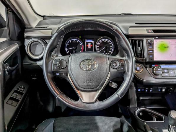 Toyota RAV4 IV (XA40) Рестайлинг с пробегом 2018 года, цена 2 405 000 рублей, 134594 км, внедорожник, Автокод Объявления