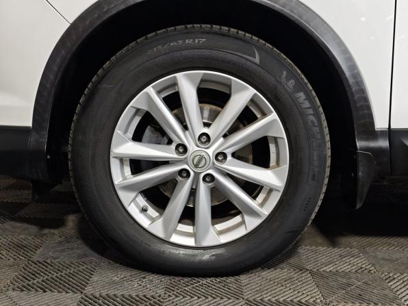 Nissan Qashqai II с пробегом 2016 года, цена 1 295 000 рублей, 176950 км, внедорожник, Автокод Объявления