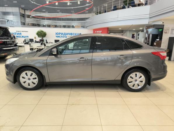 Ford Focus III с пробегом 2013 года, цена 700 000 рублей, 215593 км, седан, Автокод Объявления