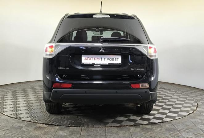 Mitsubishi Outlander II Рестайлинг с пробегом 2013 года, цена 1 325 000 рублей, 165589 км, внедорожник, Автокод Объявления