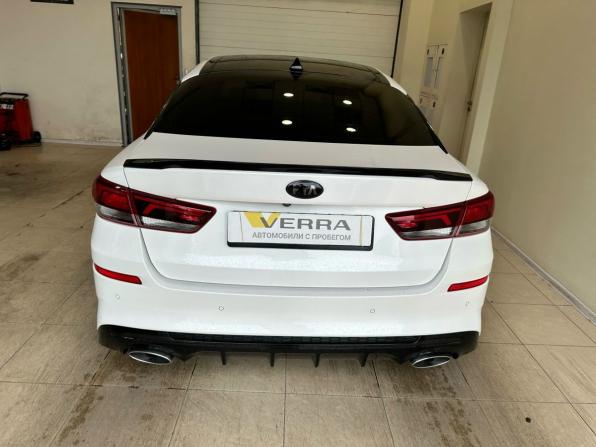 Kia Optima IV Рестайлинг с пробегом 2018 года, цена 2 100 000 рублей, 122000 км, седан, Автокод Объявления