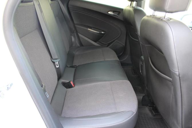 Opel Astra J с пробегом 2010 года, цена 735 000 рублей, 116266 км, хэтчбек, Автокод Объявления