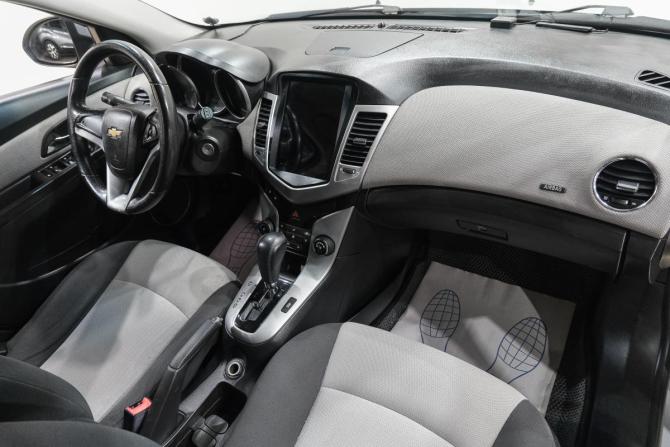 Chevrolet Cruze I с пробегом 2012 года, цена 729 000 рублей, 196707 км, хэтчбек, Автокод Объявления