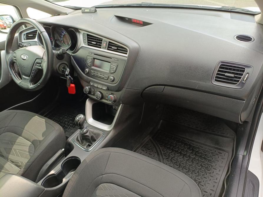 Kia Ceed II Рестайлинг Санкт-Петербург  - изображение 10