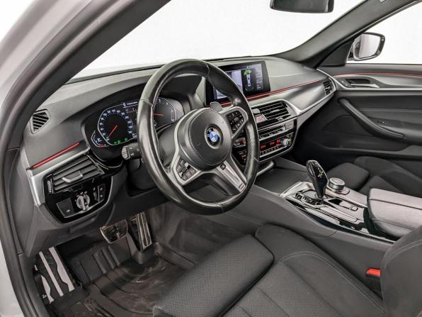 BMW 5 серии VII (G30/G31/G38) Рестайлинг с пробегом 2021 года, цена 4 265 000 рублей, 117780 км, седан, Автокод Объявления