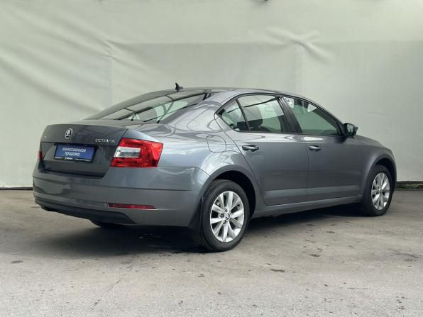 Skoda Octavia III (A7) Рестайлинг с пробегом 2018 года, цена 1 740 000 рублей, 148900 км, лифтбек, Автокод Объявления