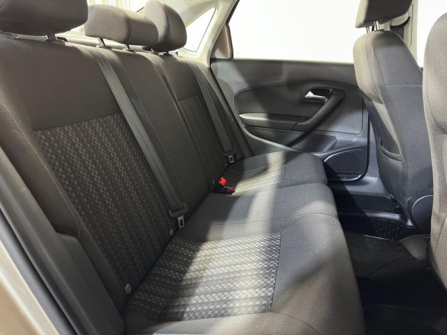 Volkswagen Polo V Рестайлинг Великий Новгород  - изображение 11