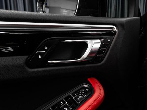 Porsche Macan I с пробегом 2017 года, цена 3 759 000 рублей, 78233 км, внедорожник, Автокод Объявления