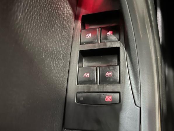 Opel Astra J с пробегом 2011 года, цена 750 000 рублей, 170143 км, универсал, Автокод Объявления
