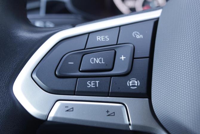Volkswagen Polo VI с пробегом 2021 года, цена 1 745 000 рублей, 115440 км, лифтбек, Автокод Объявления