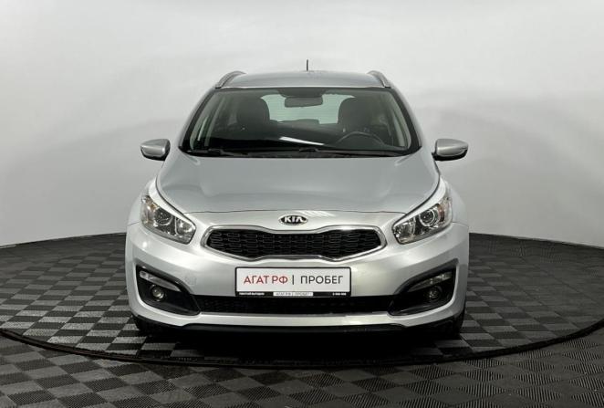 Kia Ceed II Рестайлинг с пробегом 2015 года, цена 1 285 000 рублей, 97142 км, универсал, Автокод Объявления