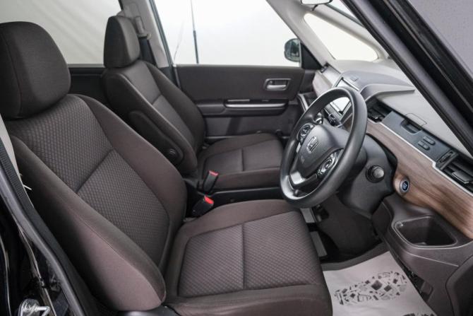 Honda Freed II Рестайлинг с пробегом 2020 года, цена 1 449 000 рублей, 147000 км, компактвэн, Автокод Объявления