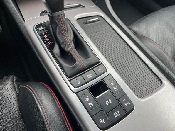 Kia Optima IV Рестайлинг с пробегом 2018 года, цена 2 100 000 рублей, 93800 км, седан, Автокод Объявления