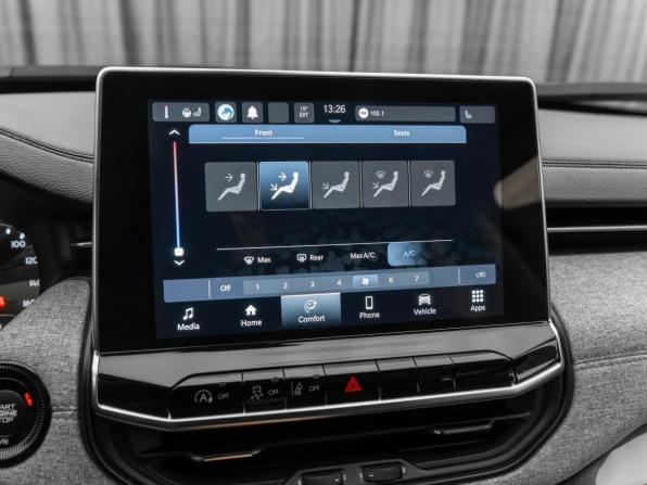Jeep Compass II Рестайлинг с пробегом 2022 года, цена 3 300 000 рублей, 22509 км, внедорожник, Автокод Объявления