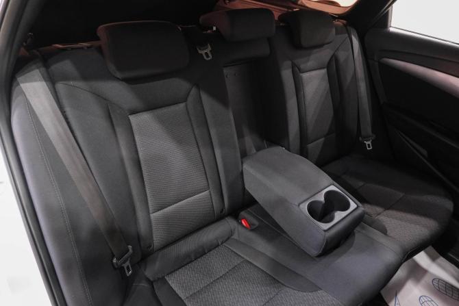 Hyundai i40 I с пробегом 2013 года, цена 939 000 рублей, 179000 км, универсал, Автокод Объявления