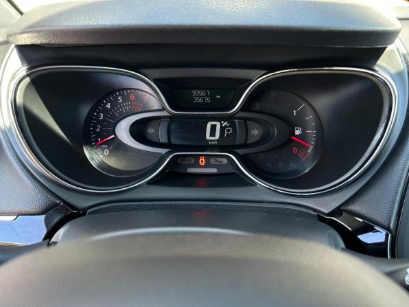 Renault Kaptur I Рестайлинг с пробегом 2021 года, цена 1 635 000 рублей, 93566 км, внедорожник, Автокод Объявления