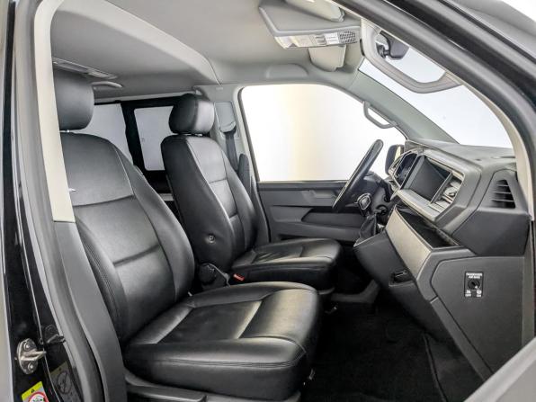 Volkswagen Multivan T6 Рестайлинг с пробегом 2021 года, цена 5 810 000 рублей, 107197 км, минивэн, Автокод Объявления