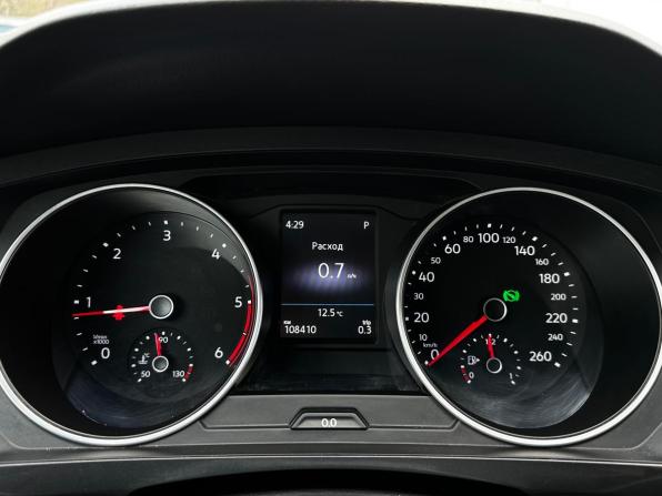 Volkswagen Tiguan II с пробегом 2017 года, цена 2 600 000 рублей, 108403 км, внедорожник, Автокод Объявления