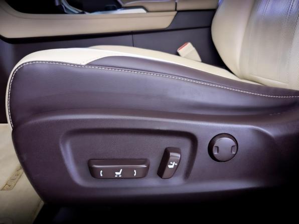 Lexus RX IV с пробегом 2015 года, цена 4 150 000 рублей, 96946 км, внедорожник, Автокод Объявления