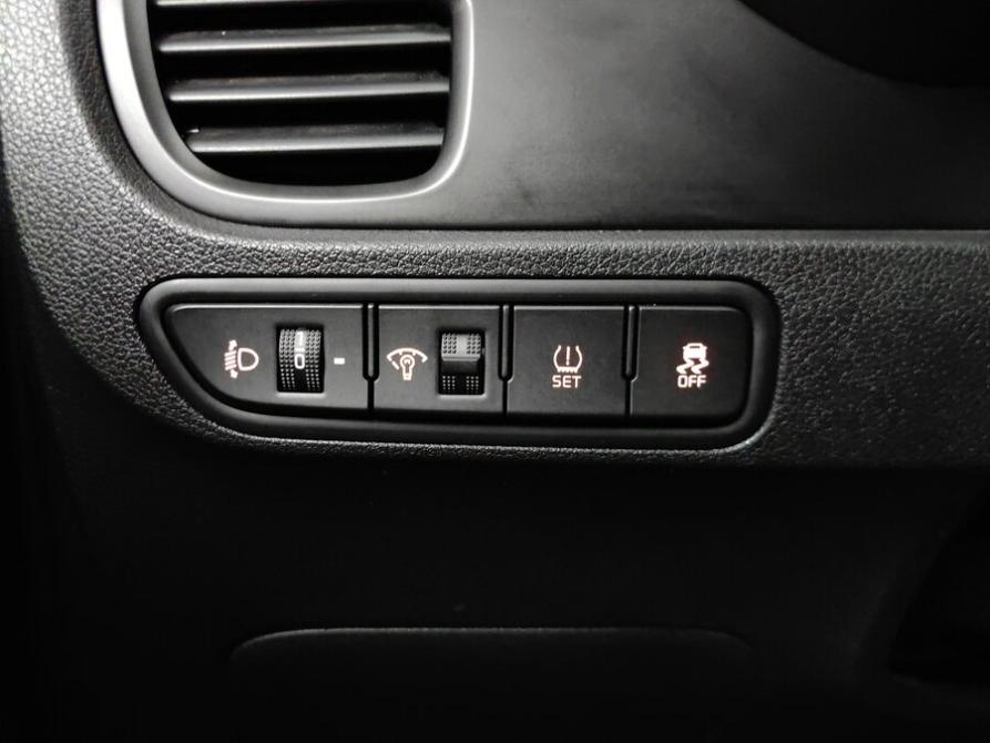 Kia Rio IV Подольск  - изображение 22