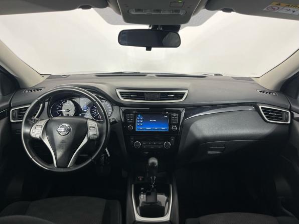 Nissan Qashqai II с пробегом 2018 года, цена 1 750 000 рублей, 118891 км, внедорожник, Автокод Объявления