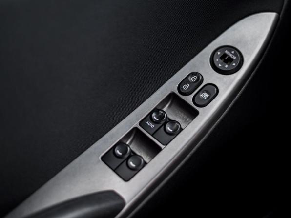 Hyundai Solaris I Рестайлинг с пробегом 2015 года, цена 999 000 рублей, 126742 км, седан, Автокод Объявления