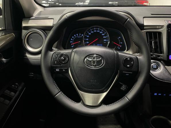 Toyota RAV4 IV (XA40) с пробегом 2014 года, цена 2 044 000 рублей, 220551 км, внедорожник, Автокод Объявления