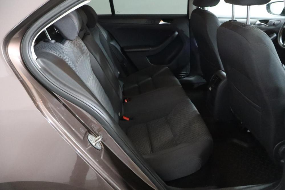 Volkswagen Jetta VI Рестайлинг Санкт-Петербург  - изображение 12
