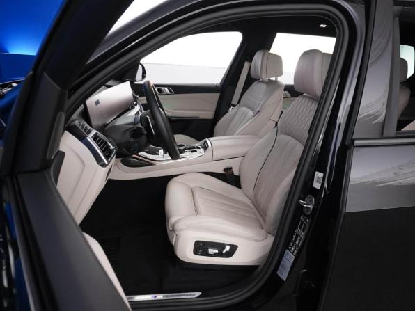 BMW X7 I (G07) Рестайлинг с пробегом 2024 года, цена 14 366 052 рубля, 22603 км, внедорожник, Автокод Объявления