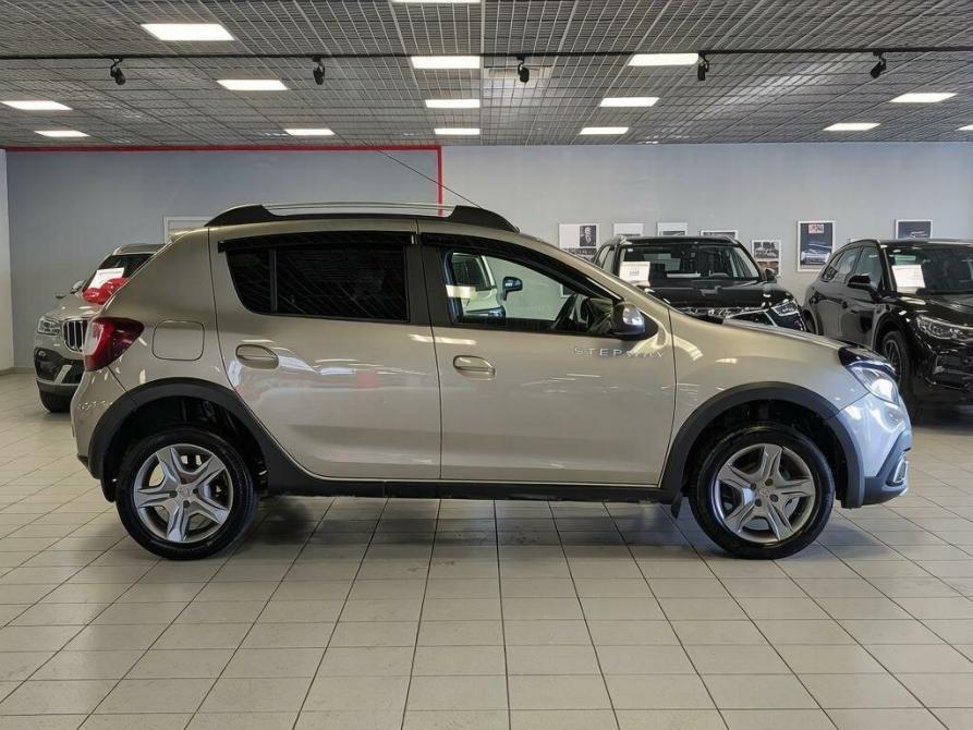 Renault Sandero II Рестайлинг Екатеринбург  - изображение 9